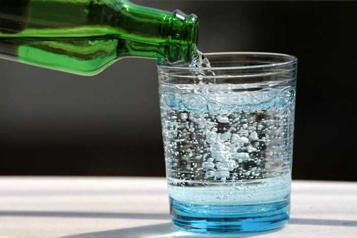 Manfaat Air Soda